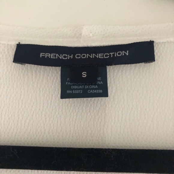 French Connection Nia Scoop Neck Ruffled Blouse - New with Tag. - Picture 3 of 7